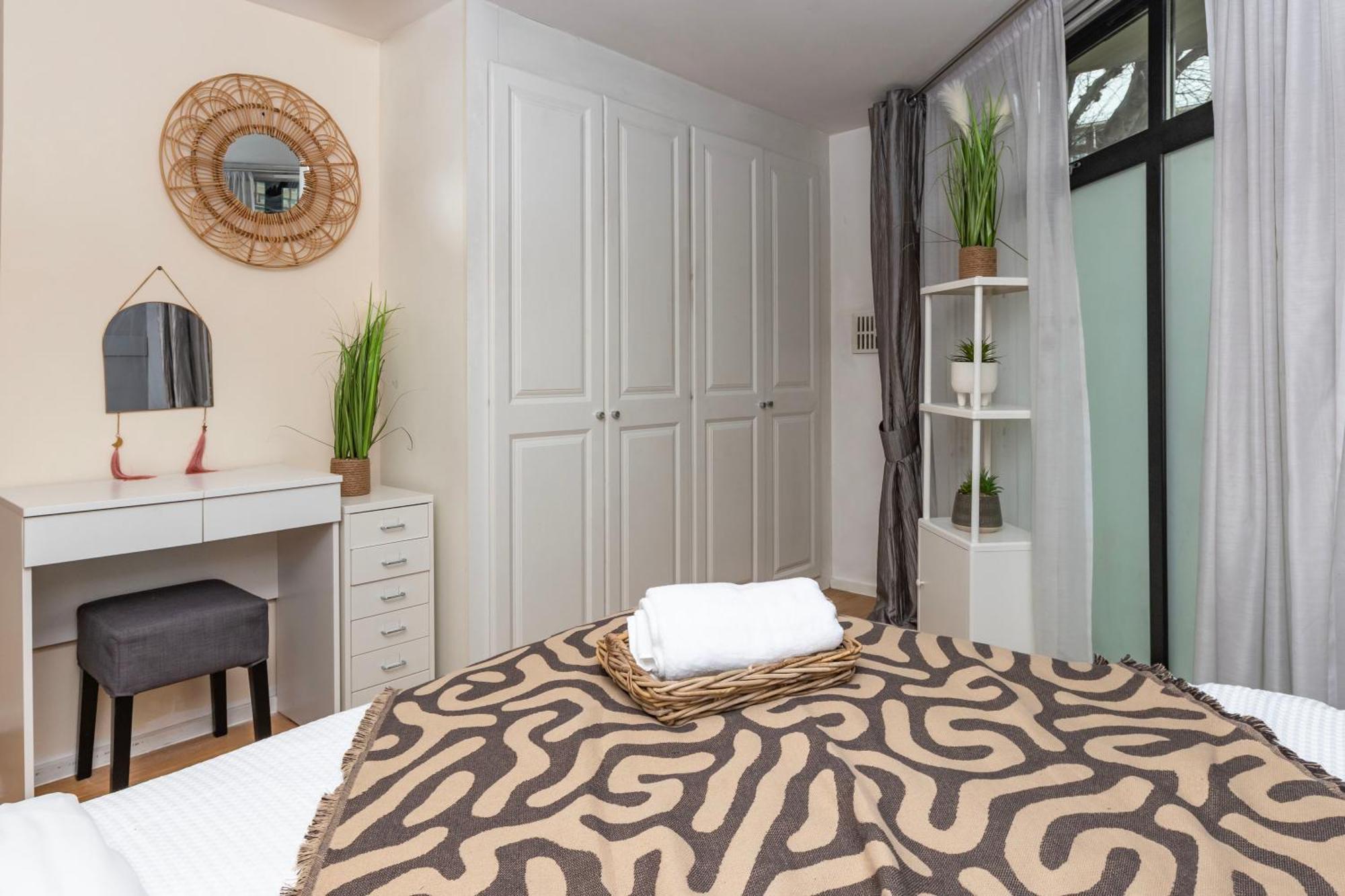 Cosy Ground Floor Apartment London Eksteriør billede