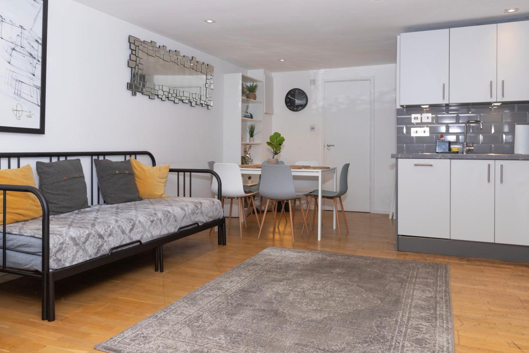Cosy Ground Floor Apartment London Eksteriør billede